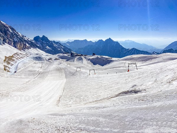 Glacier lift on the Zugspitzplatt above Garmisch-Partenkirchen