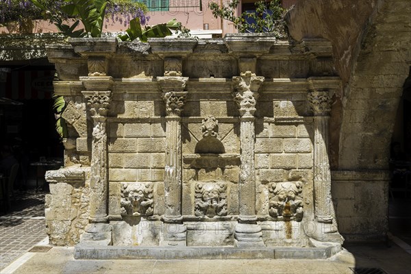 Rimondi Fountain in the old town of Rethymno
