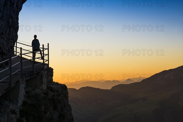 Hiking trail to the Aescher-Wildkirchli mountain inn