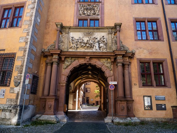 Relief from 1585 on the portal