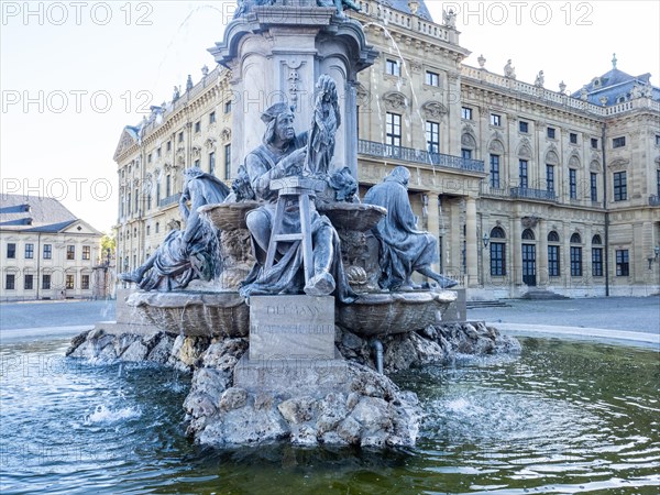 Tilman Riemenschneider sculpture on the Frankoniabrunnen on the Ehrenhof side