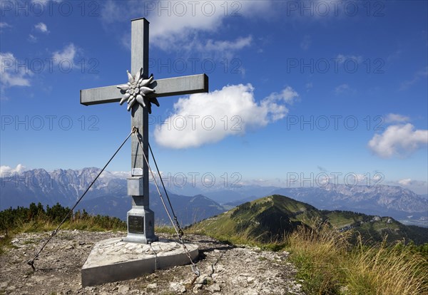 Summit cross on the Schmittenstein