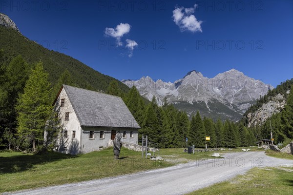 Schmelzra Mining and Bear Museum