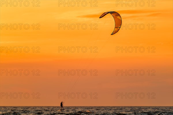 Foiling kiteboarding kitesurfing kiteboarder