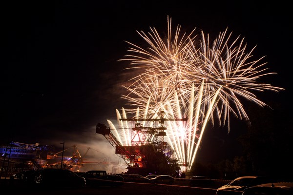 High-altitude fireworks on Open Monument Day