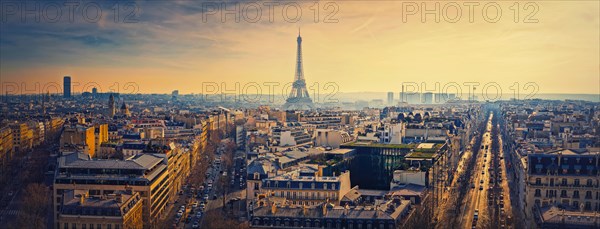 Smog over Paris city