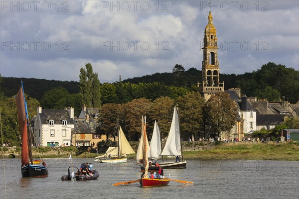 Parade of old sailboats in the Rade de Brest