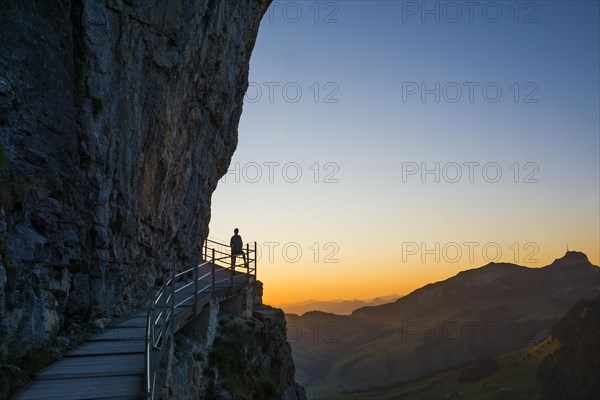 Hiking trail to the Aescher-Wildkirchli mountain inn