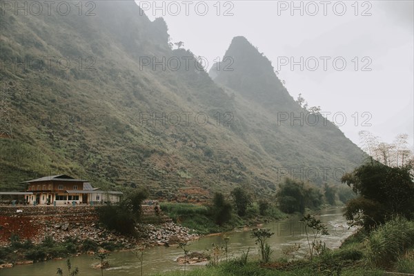 Winter fog in Lao Xa Village in Sung La Commune