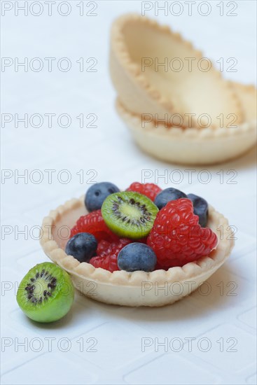 Fruit in tartlet base