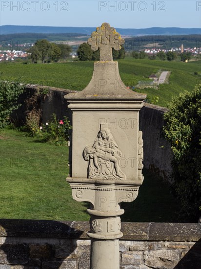 Wayside shrine on the Vogelsburg on the Main Loop