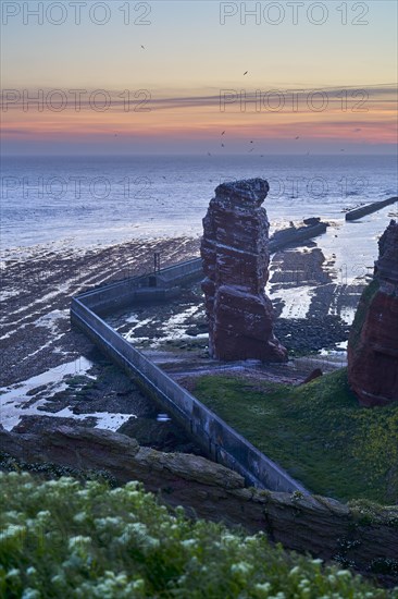 Lange Anna with cliffs on the high seas island of Helgoland