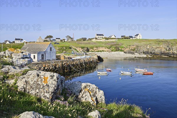 Boats in bay at Lampaul