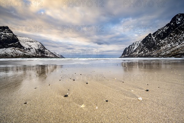 Sandy beach beach with mountains