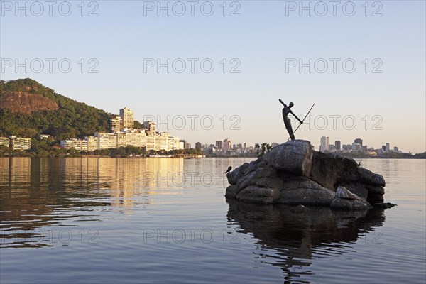 Lagoon Lagoa Rodrigo de Freitas in the evening light