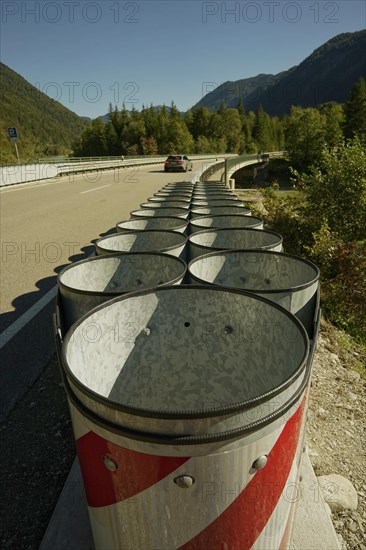 Boundary post on a motorway bridge near the Sylvenstein reservoir