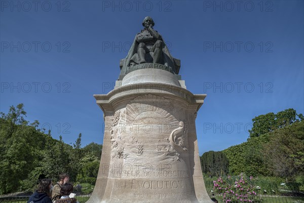 Statue of Jean Baptiste de Lamarck