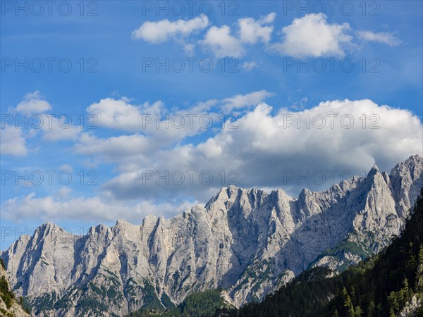 Rock faces of the Hochtor Group