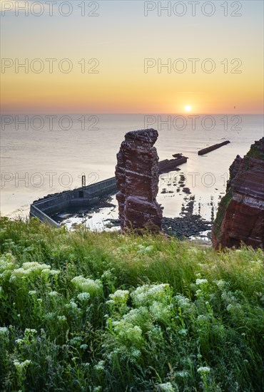 Lange Anna with cliffs on the high seas island of Helgoland