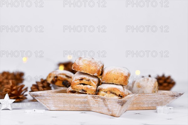 German Stollen cake pieces