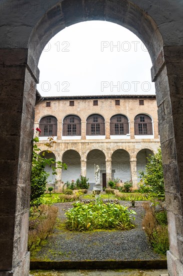 Inner courtyard of the old Santa Clara Monastery in the town of Azkoitia next to the Urola river. Founded by Don Pedro de Zuazola