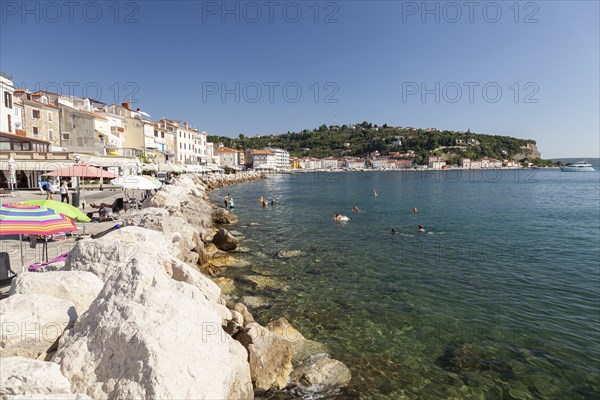 Bathers on the promenade