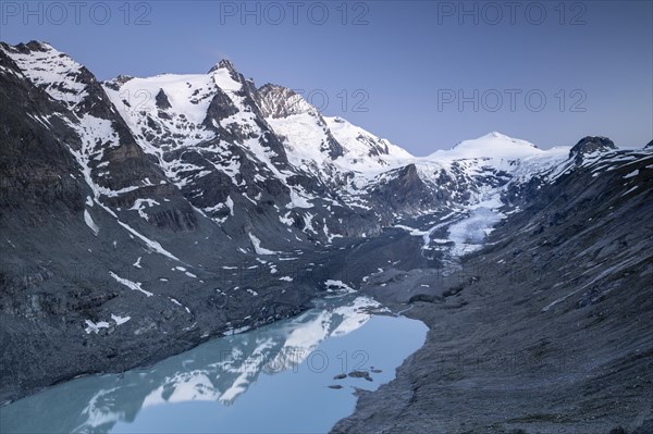 View from Kaiser-Franz-Josefs-Hoehe to Grossglockner