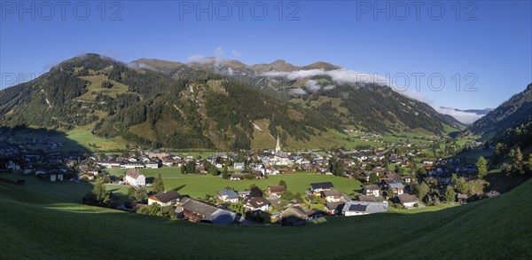 Village view of Rauris in the Rauris Valley