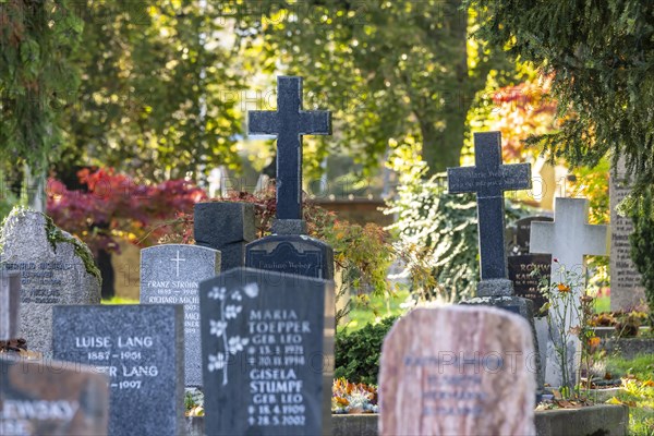 Prague Cemetery Stuttgart in autumn