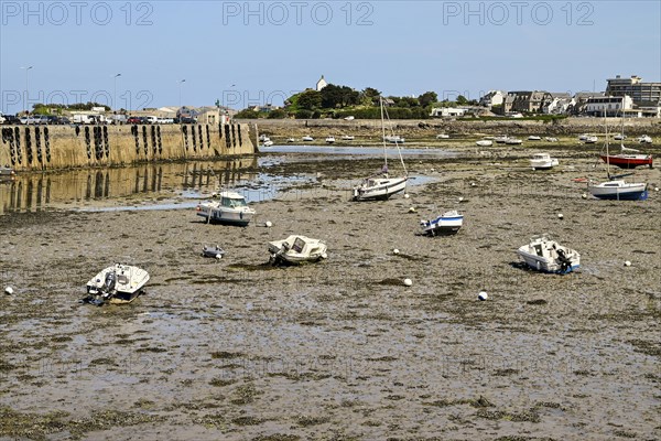 Boats in the dry harbour basin