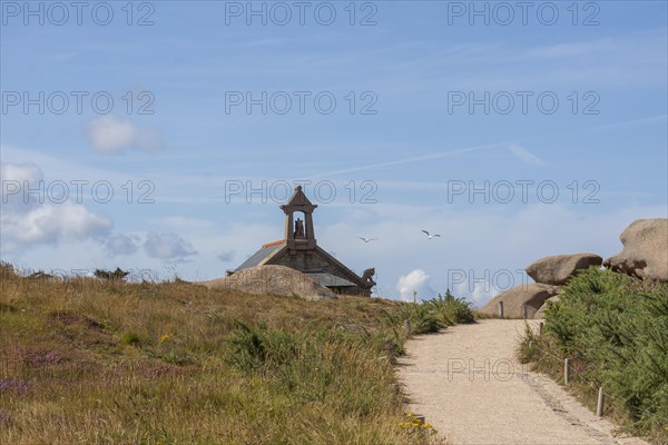 Publican's Path near Ploumanach