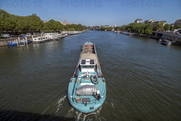 Cargo ship on the Seine