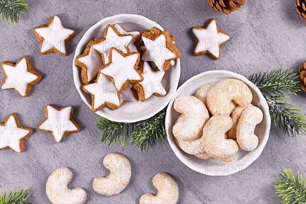 Bowls with traditional German and Austrian Christmas cookies