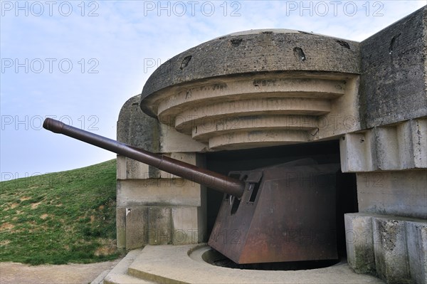 German gun in bunker of WW2 Batterie Le Chaos