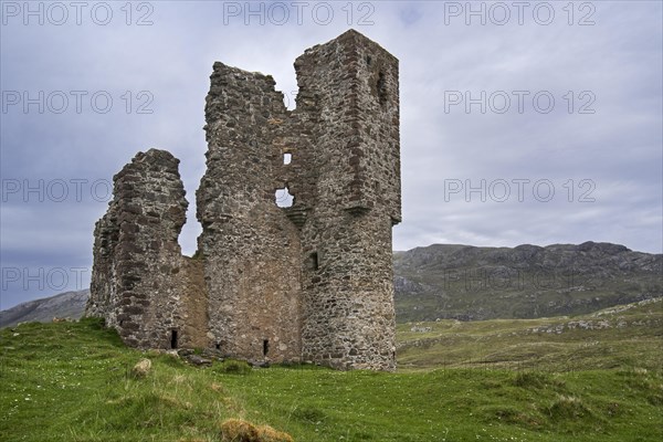 16th century Ardvreck Castle ruin at Loch Assynt in the Scottish Highlands