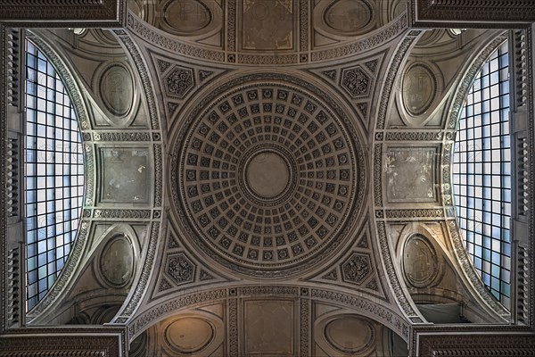 Dome vault inside the Pantheon