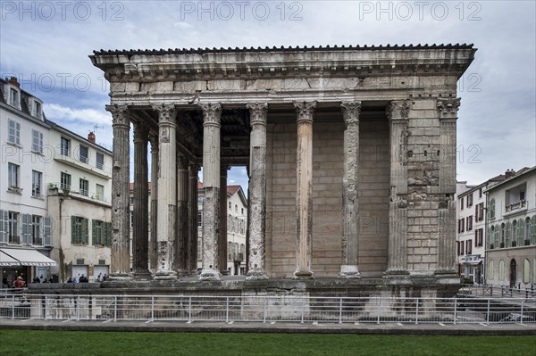 Roman temple of Augustus and Livia