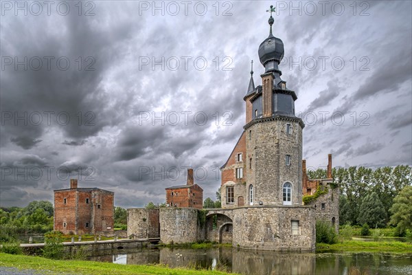 13th century Chateau d'Havre