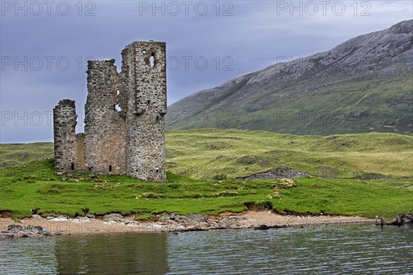 16th century Ardvreck Castle ruin at Loch Assynt in the Scottish Highlands