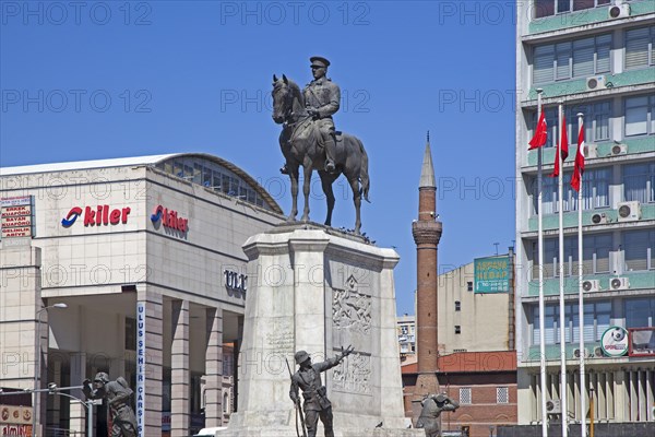 The Victory Monument