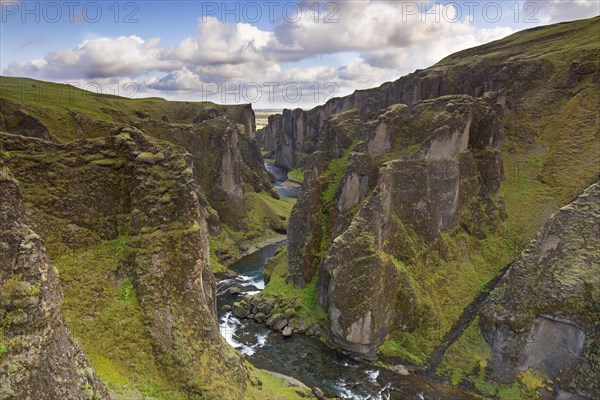 Fjaora river flowing through the Fjaorargljufur