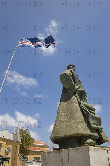 Statue of Diogo Gomes