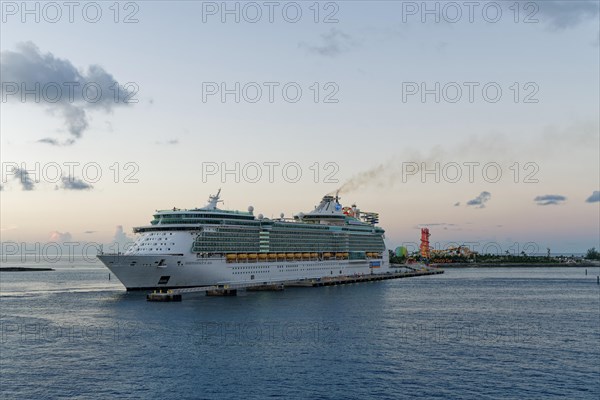 Cruise ship Freedom of the Seas