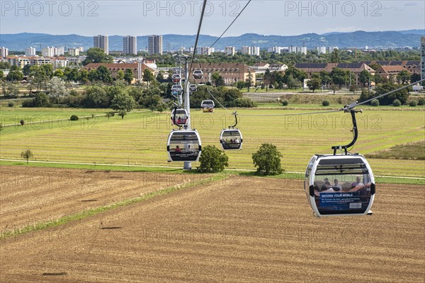 Cable car over the grounds of the Federal Horticultural Show