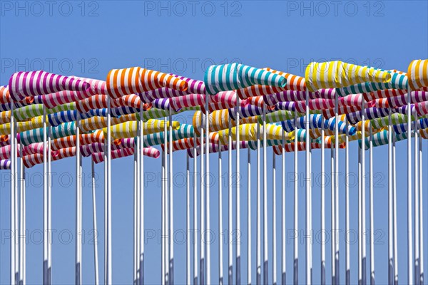 Artwork Le Vent Souffle ou il Veut by artist Daniel Buren