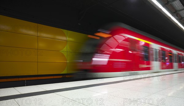 Underground arriving suburban railway