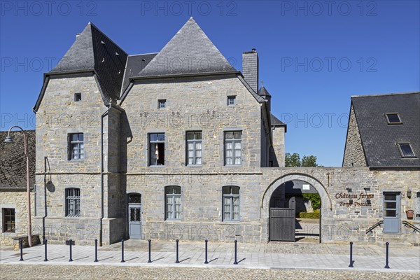 17th century chateau-ferme