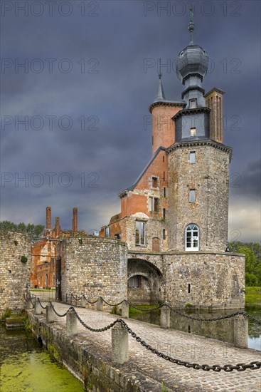 13th century Chateau d'Havre