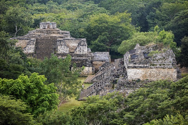 Maya ruins at Ek? Balam