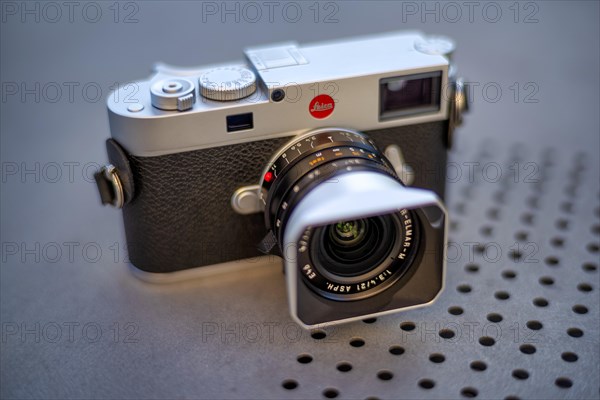 Leica M11 rangefinder camera